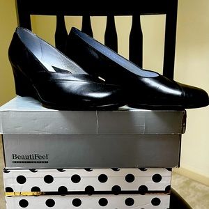 Beautifeel Aneesah Black Leather Pumps Sz 42